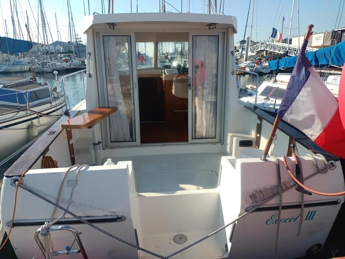 Nuit Insolite A Bord Du Bateau Exocet III Булон сюр Мер Екстериор снимка